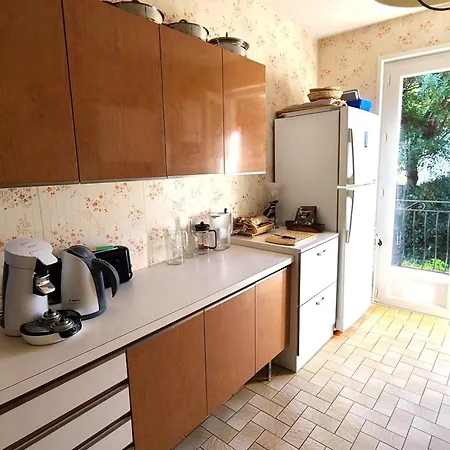 Large 4-bedroom Family